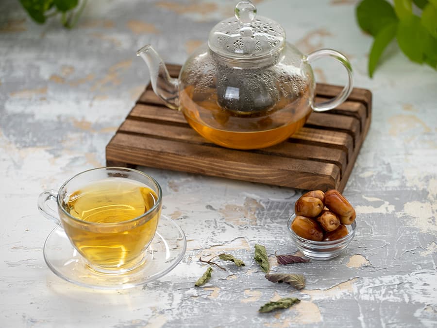 دمنوش بادرنجبویه