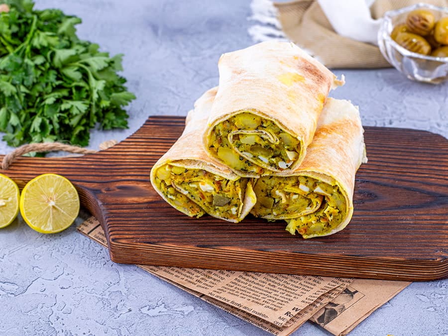 ساندویچ دوپیازه سیبزمینی و تخممرغ
