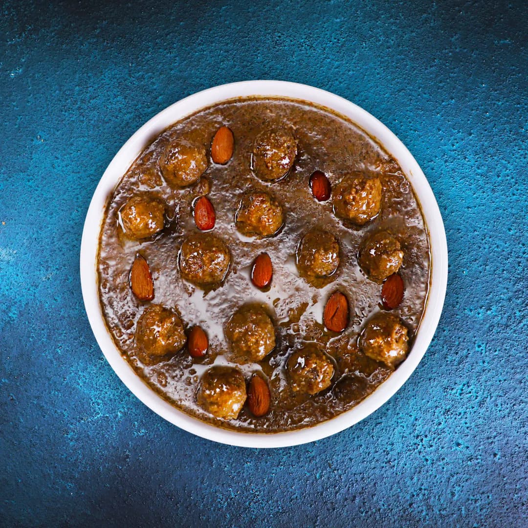 خورش فسنجان بادام با گوشت