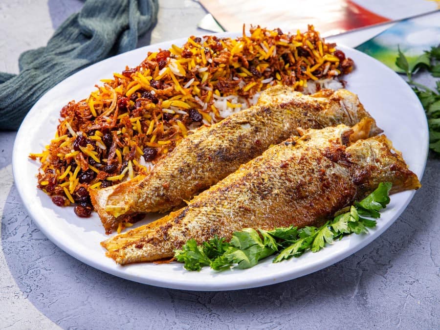 گالری کشمشپلو با ماهی