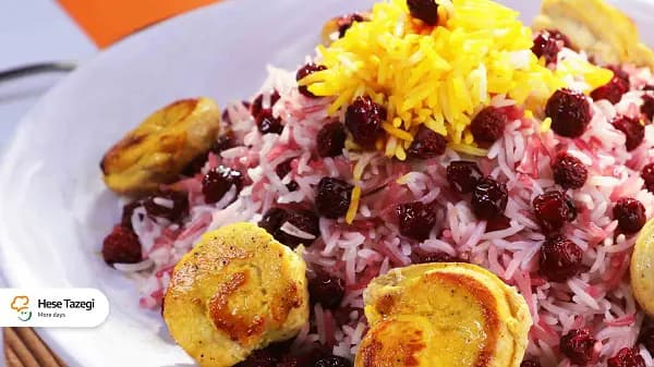 طرز تهیه آلبالو پلو مجلسی به همراه فواید و نکات پخت آن