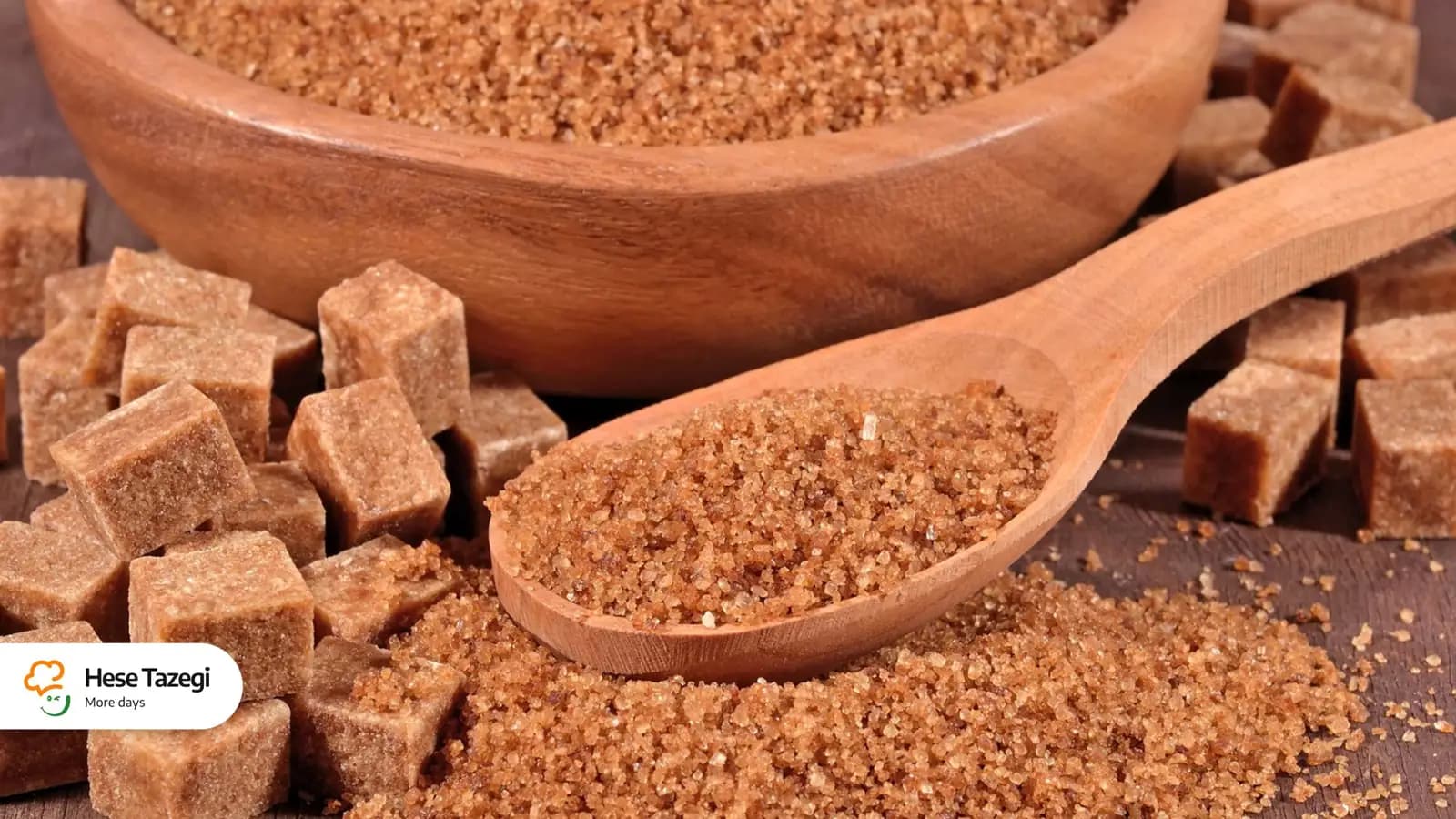 شکر سرخ چیست؟ بررسی خواص، مضرات و روش مصرف