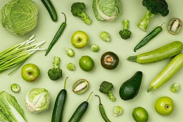 از فواید تا عوارض رژیم وگان: بررسی رژیم وگان از جنبههای مختلف