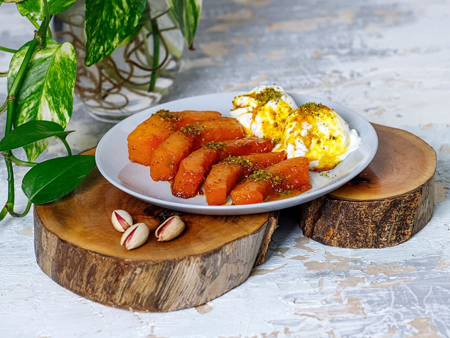 دسر کدو حلوایی با بستنی