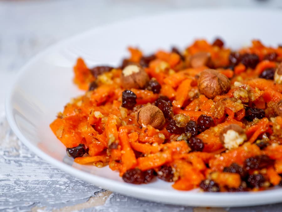 هویج و کشمش