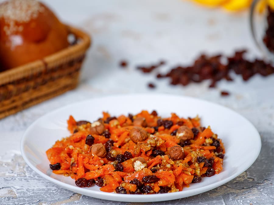 هویج و کشمش