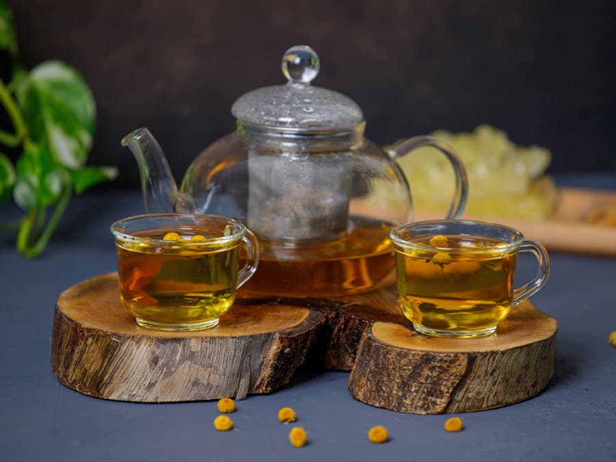 دمنوش بابونه و بهارنارنج