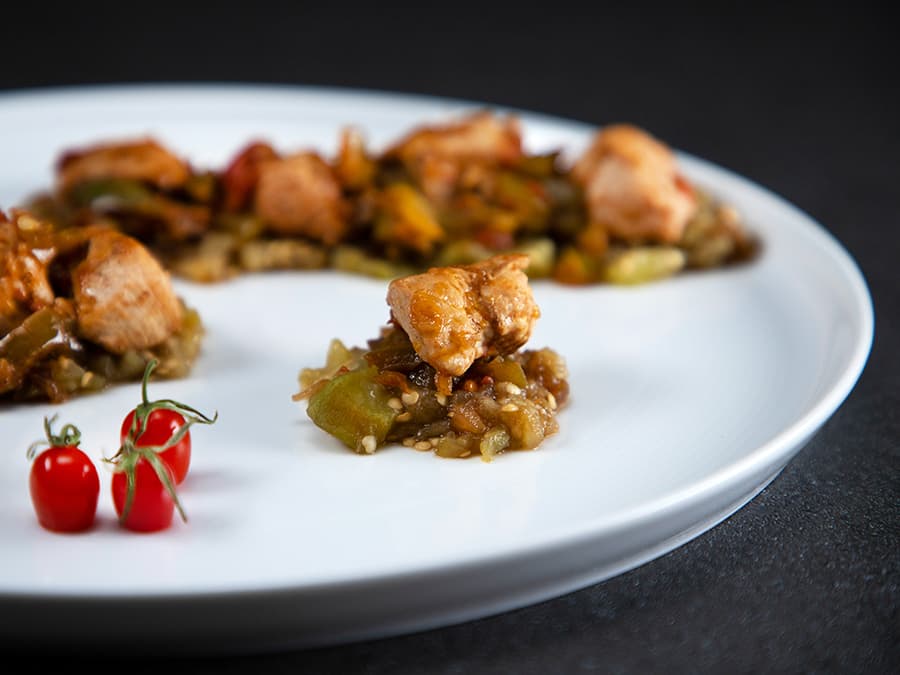 خوراک مرغ و بادمجان