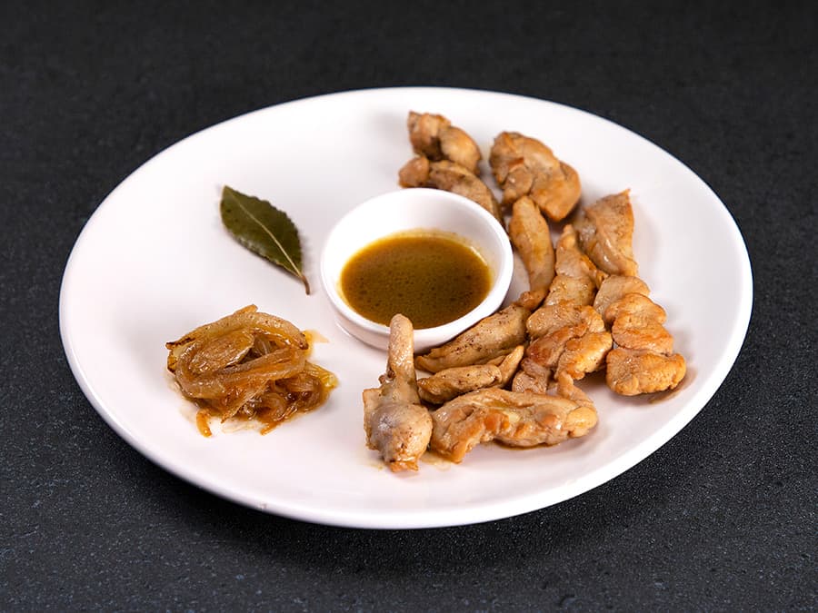 مرغ در سس پیاز و سرکه