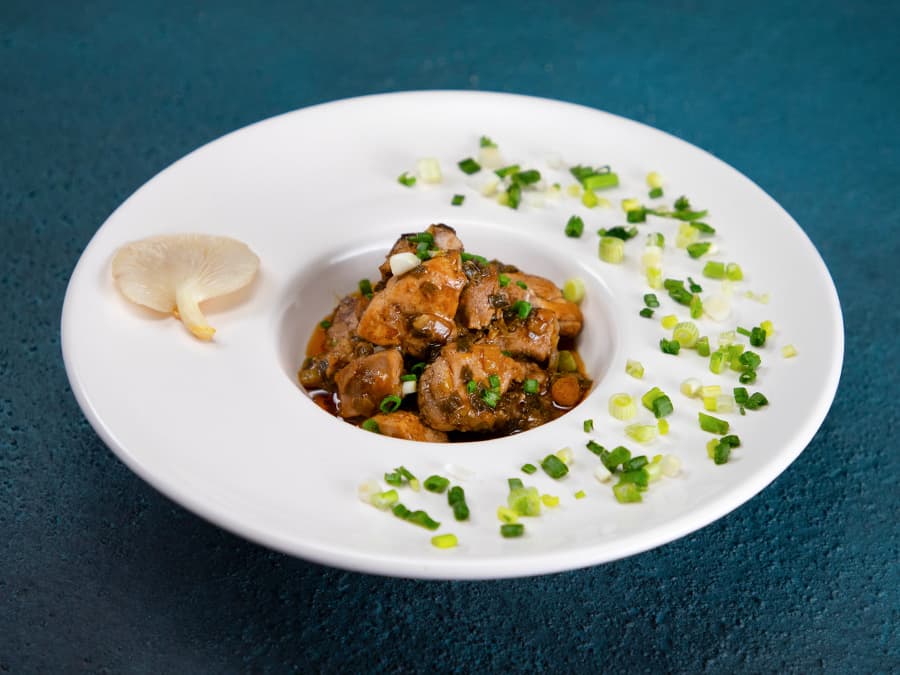 خوراک مرغ با سس مخصوص