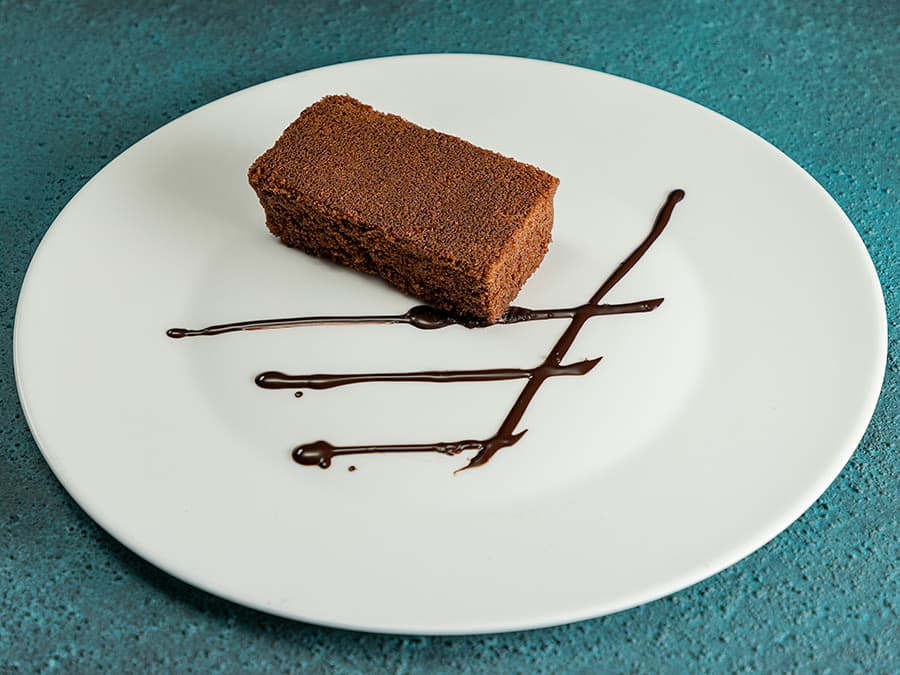 کیک شکلاتی پنبهای
