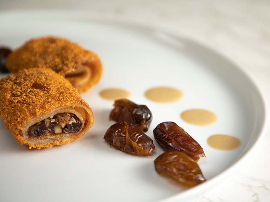 کرپ سوخاری با خرما و گردو