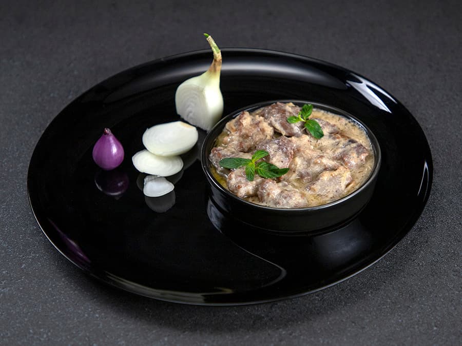 خوراک گوشت با خامه
